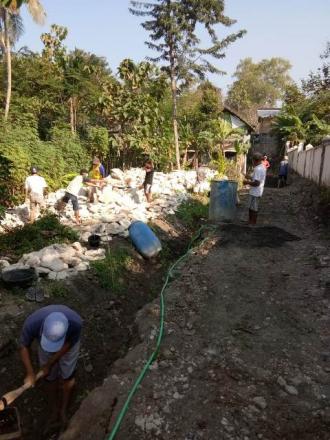 Padat Karya Infrastruktur berdayakan masyarakat Sembungan Bangunjiwo