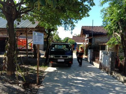 Pembangunan Cor Blok Tirto RT 04