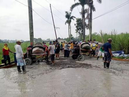 Pembangunan Corblok Jalan Donotirto PKTD Tahun 2023