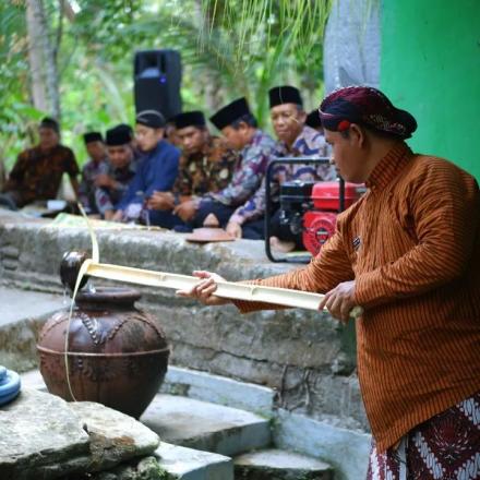 Kegiatan Adat Tradisi Nguras Sendang Pangkah Tahun 2023